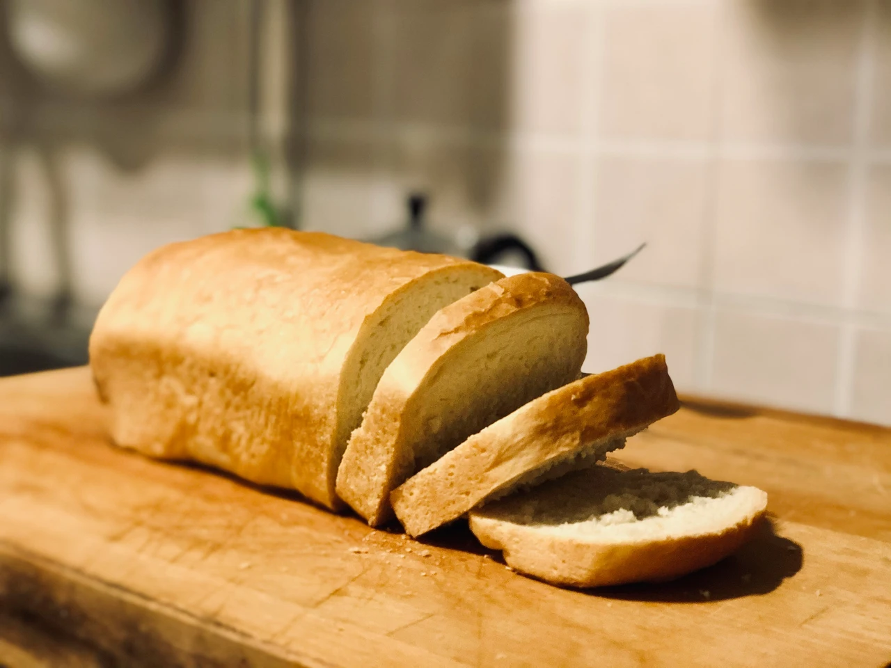 Scopri perché ridurre il consumo di pane bianco a cena aiuta a dormire meglio Scopri perché ridurre il consumo di pane bianco a cena aiuta a dormire meglio