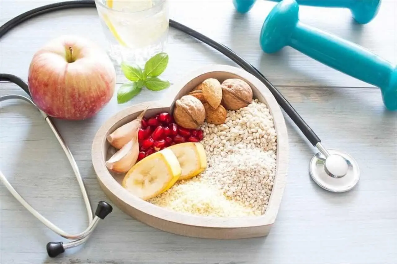 Come ridurre la pressione alta con la colazione: i cibi consigliati dai cardiologi Come ridurre la pressione alta con la colazione: i cibi consigliati dai cardiologi