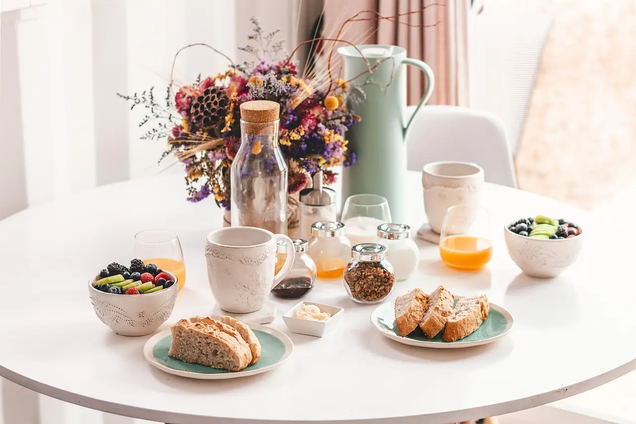 Colazione anti-gonfiore: la combinazione ideale per iniziare giugno senza pesantezza Colazione anti-gonfiore: la combinazione ideale per iniziare giugno senza pesantezza