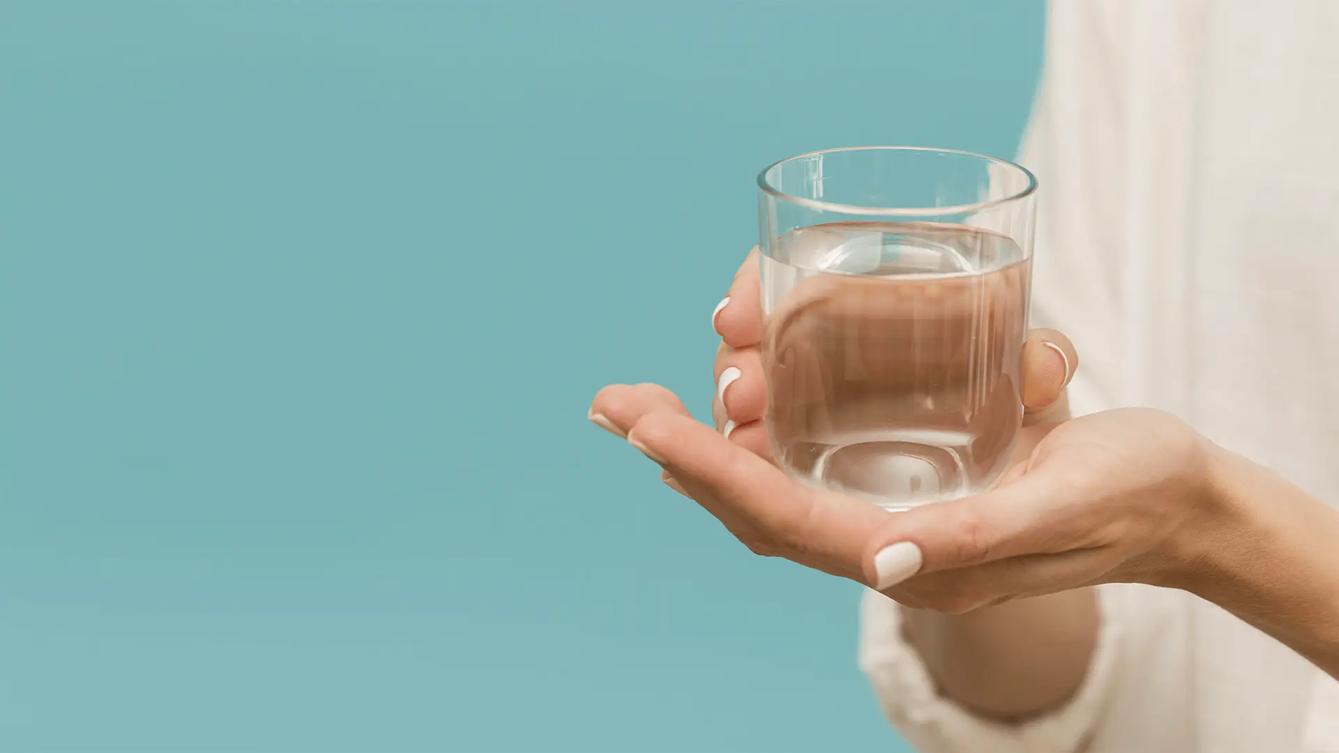 Orari migliori per bere acqua se hai problemi di ritenzione Orari migliori per bere acqua se hai problemi di ritenzione