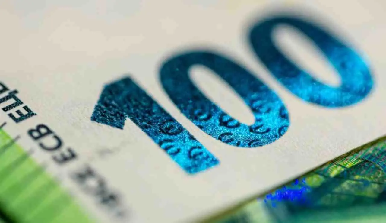 Banconota da 1 franco francese: se ha questo simbolo vale molto Banconota da 1 franco francese: se ha questo simbolo vale molto
