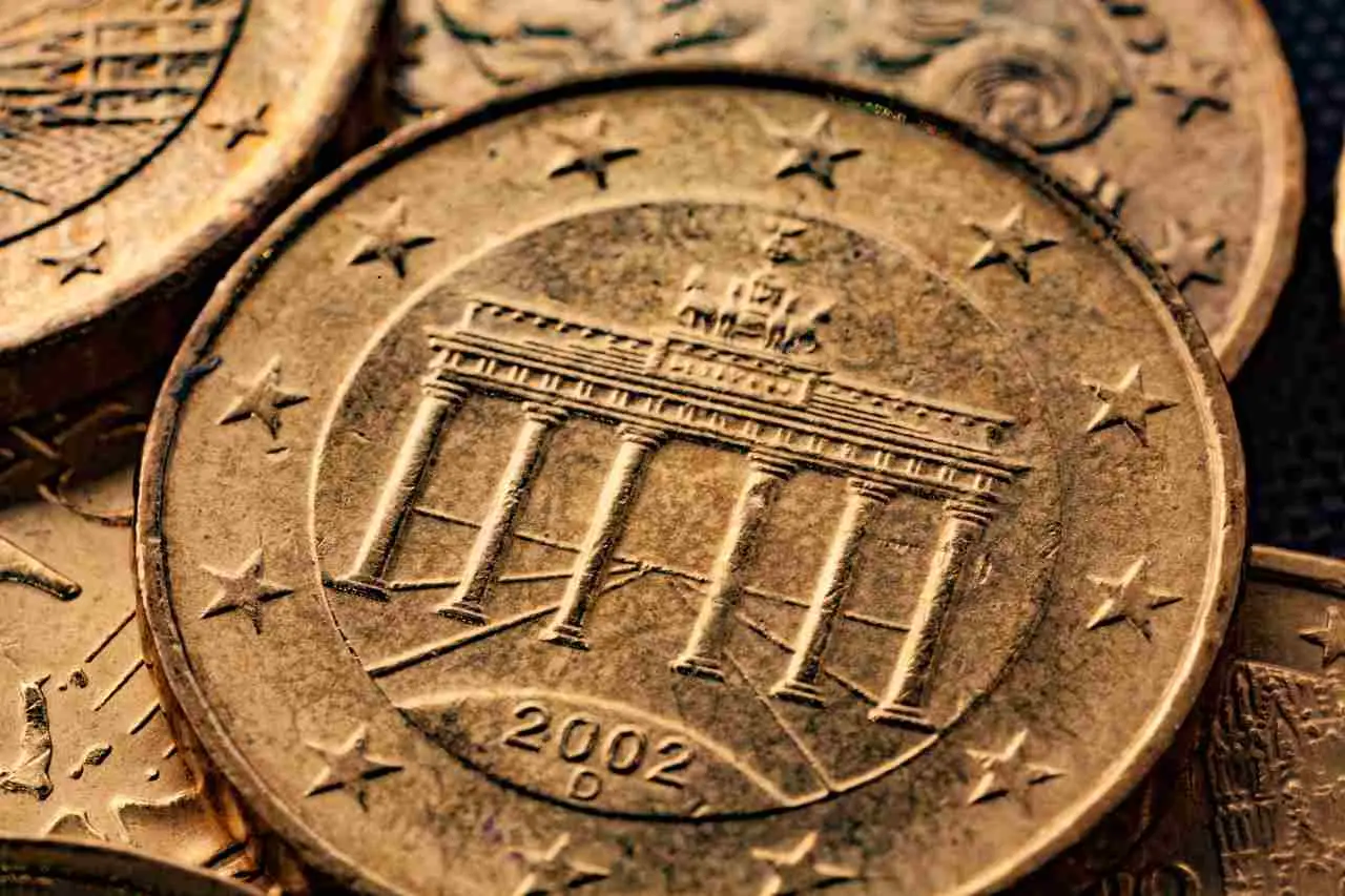 Moneta da 20 centesimi Germania: giralo… se ha questa data vale 600€ Moneta da 20 centesimi Germania: giralo… se ha questa data vale 600€