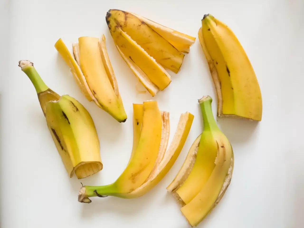 Come usare le bucce di banana per far fiorire le piante Come usare le bucce di banana per far fiorire le piante